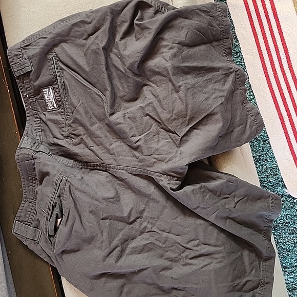 Columbia Men's Shorts - Picture 3 of 3